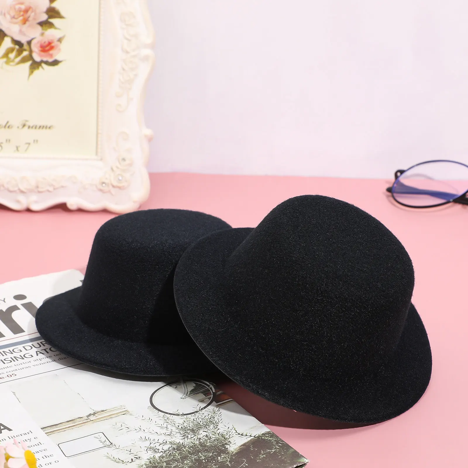 

4Pcs Mini Bowler Hat Blanks Small Plain Hats for DIY Headwear Crafts Hair Clip Decoration Fashion Accessory Craft Making Kit