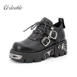 U-Double 2023 New Dark Punk Style donna Gothic Flame intagliato Vintage Rock Boots scarpe in pelle di nicchia in metallo Low Top Platform Shoes