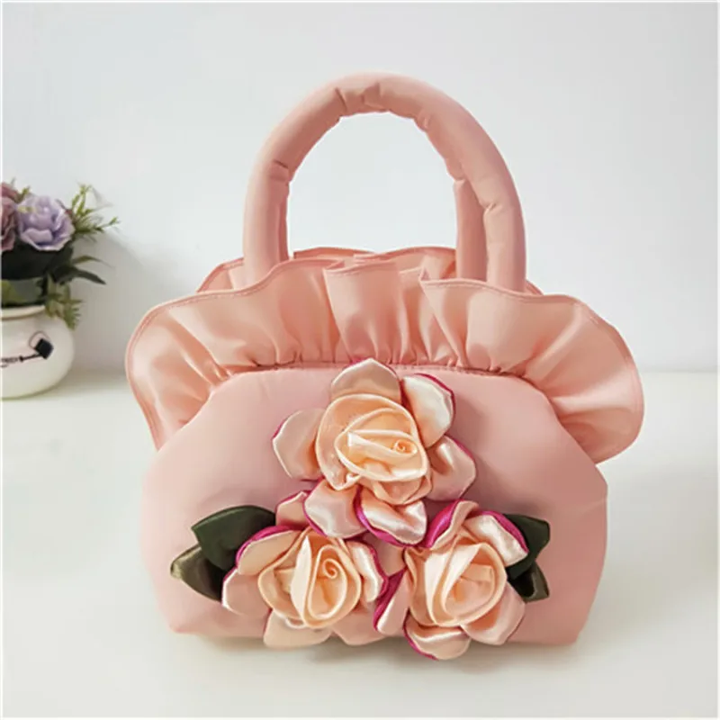 Borsa per il trucco della borsa ricamata a fiori in tre pezzi da donna