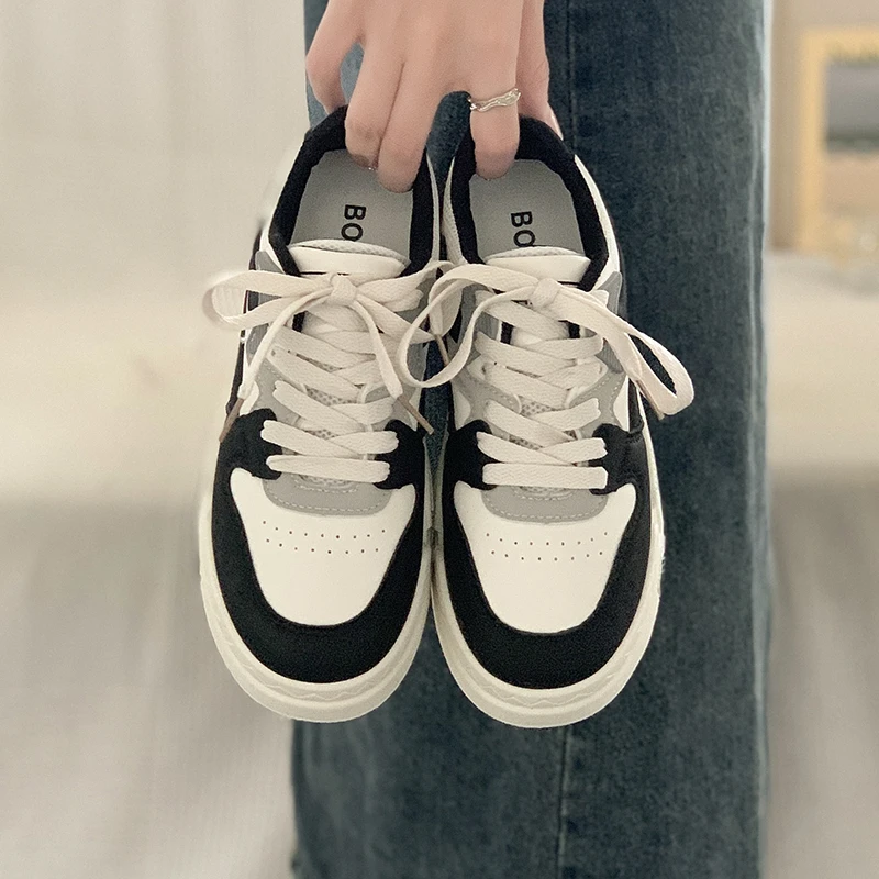 2024 Brand Leather Women's Sneakers White Platform Woman Sports Sneakers Female Vulcanized Shoes Sneakers Casual Ladies Trainers