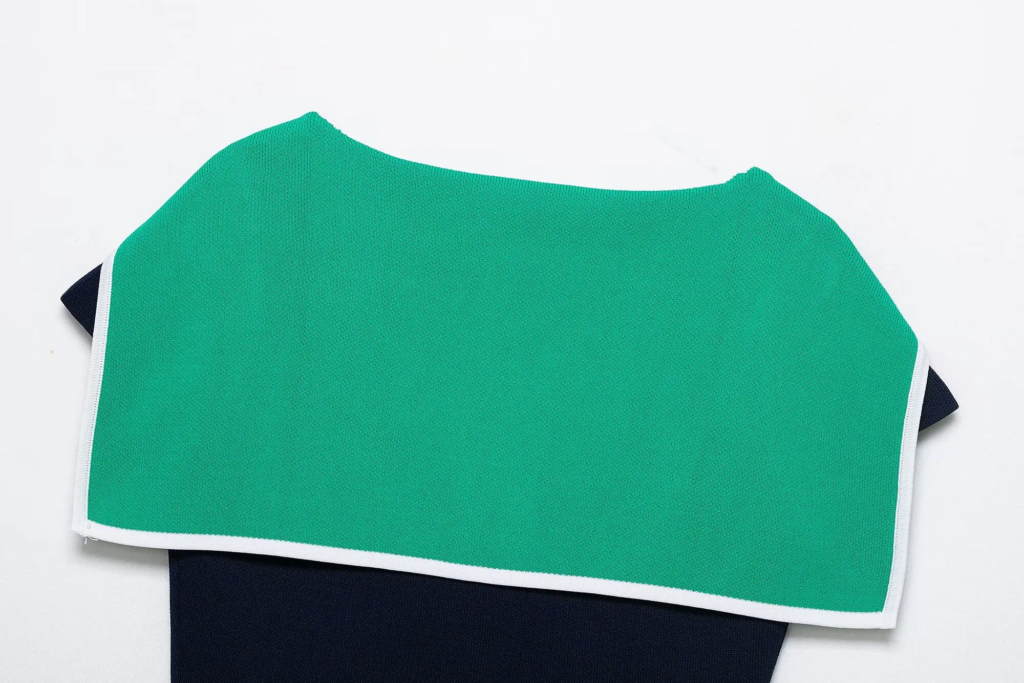 2025 estate da donna nuovo colore a contrasto cuciture moda casual bavero colletto blu scuro top corto lavorato a maglia