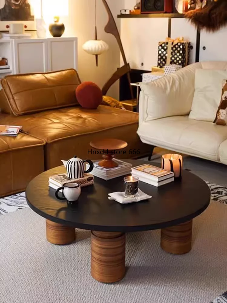 Table basse nordique pour petit appartement