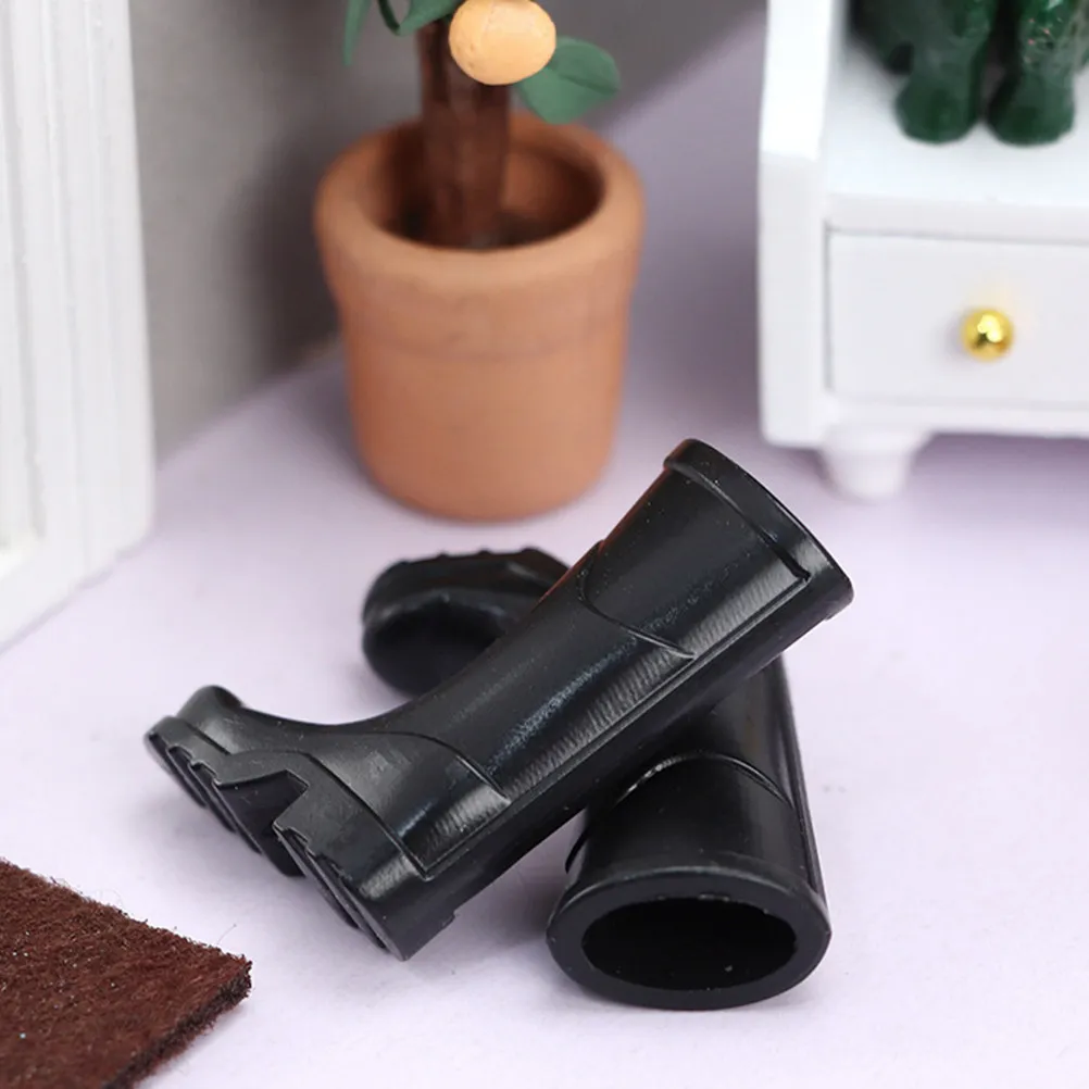 

3Pairs Mini House Shoes Ornament Stylish Miniature Boot Decor for Mini House Accessory Photo Prop Simulation Shoes Decors
