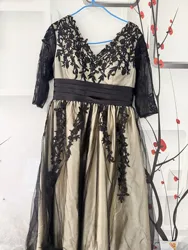 Women's Long Sleeves Champagne with Black Lace Tulle Plus Size A-line Tea Length Formal Mother Of The Bride Evening Dresses