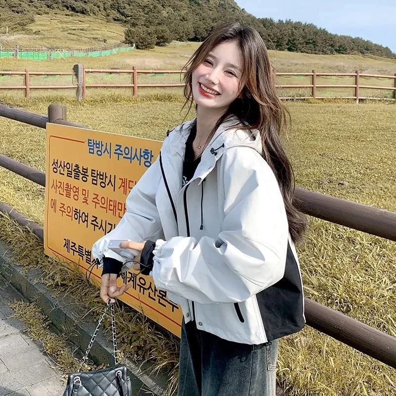 

Korean Ladies Hooded Short Jacket 2025 Female Fashion Color Block Loose Outerwear Spring Autumn Women New Long Sleeves Tops Coat