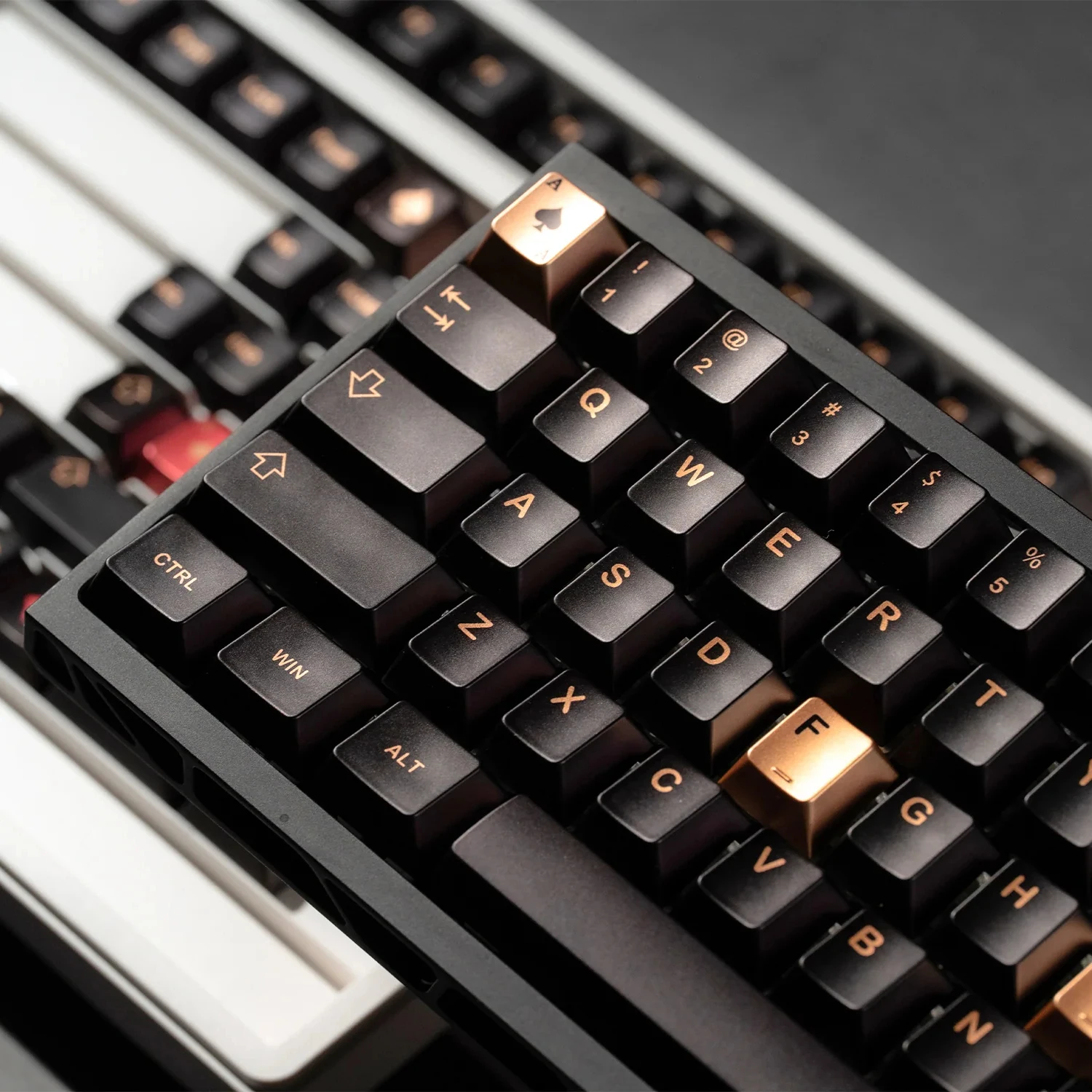 Womier 112-Key Metallic Coating Keycaps Metal Textured Dye Sub PBT Keycaps Cherry Profile for MX Switches Mechanical Keyboard