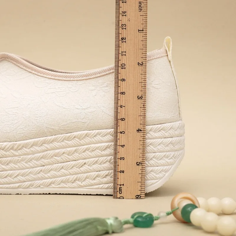 5cm Wedges Upturned Toe Flower Hanfu Shoes Women Performance Shooting Chinese Style Ancient Elegant Embroidered Cloth Shoes