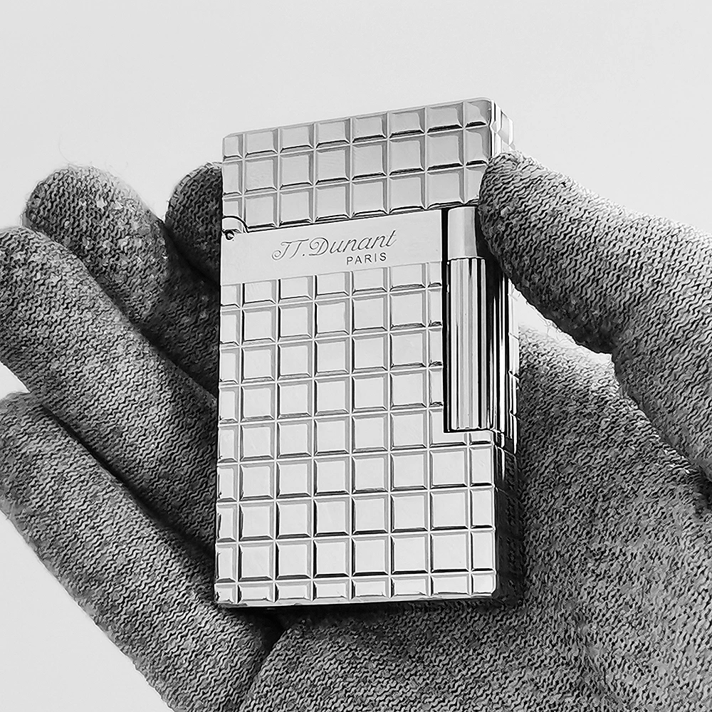 Grid Engraved Style Gas Lighter, Classic Crisp Ping Sound Soft Flame Cigarette Lighter, Gift Box Available