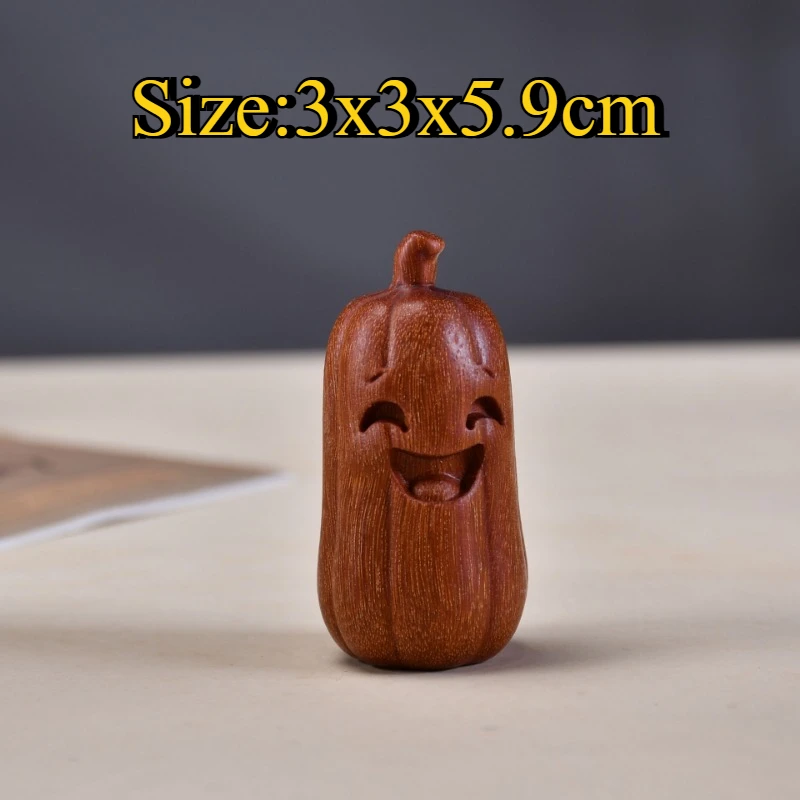 Handmade Thuja Wood Carving Creative Pumpkin Lantern Figurine Pumpkin Shape Sculpture Halloween Party Home Decor Hand Play Piece