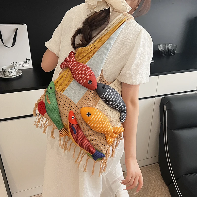 

Creative Shoulder Bag Cute Little Fish Relaxed Knitted Bag Summer Commuter Versatile Shoulder Bag Contrasting Cut Out Tote Bag