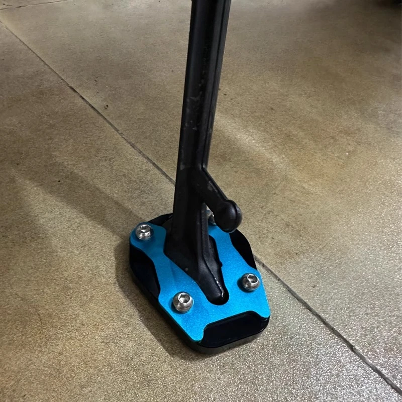 450MT Motorcycle Kickstand Decoration For CFMOTO MT450 450 MT Parking Rack Base Plus Pad  CNC Aluminum Modification Accessories view 2