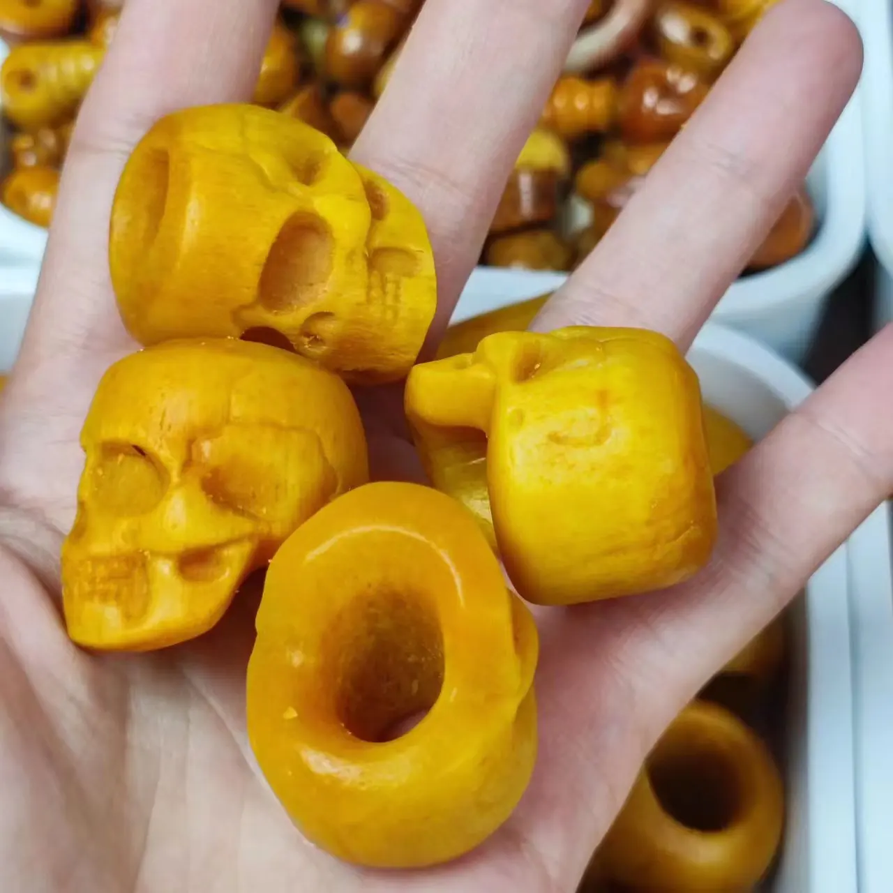 10pcs/lot Cow bone carved skull DZi Yellow Exquisite workmanship Ethnography Handmade beads Accessories jewelry wholesale diy