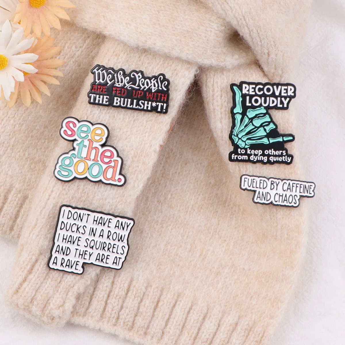 Cute Enamel Pin Lapel Pins Badges on Backpack Women's Brooch Clothes Gift Jewelry Fashion Accessories NR6747