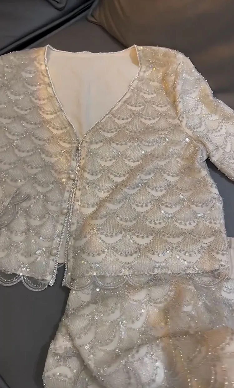 Cappotto corto a maniche lunghe con paillettes ricamate pesanti da donna 2024 primavera nuova gonna a vita alta moda in due pezzi Outifits da donna