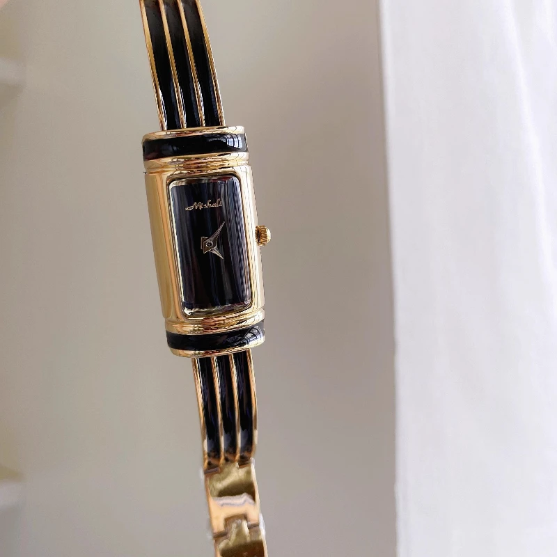 

Rectangle Bracelet Women's Watch Luxury Gold Delicate Quartz Watch Stainless Steel Women's Watch High Quality