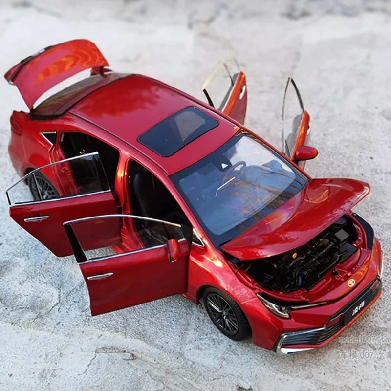 Diecast Model Car 1/18 2021 Toyota Levin Alloy Car Model Levin Vehicle Toys for Boys Collection Display Original Box