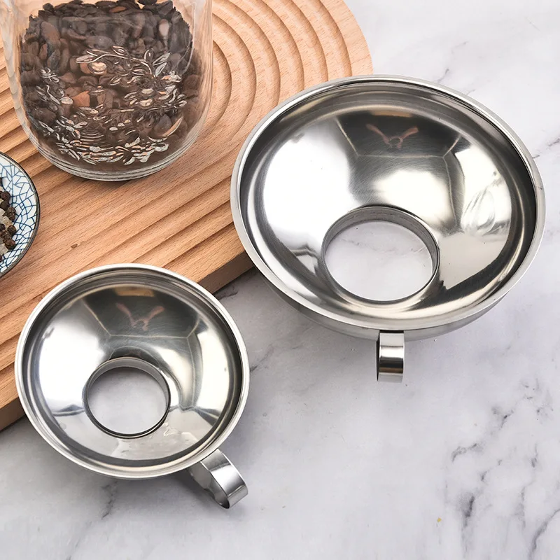 

Large-caliber funnel with wide mouth1pc, stainless steel funnel, oil, kimchi, fruit, enema powder, household oil leakage