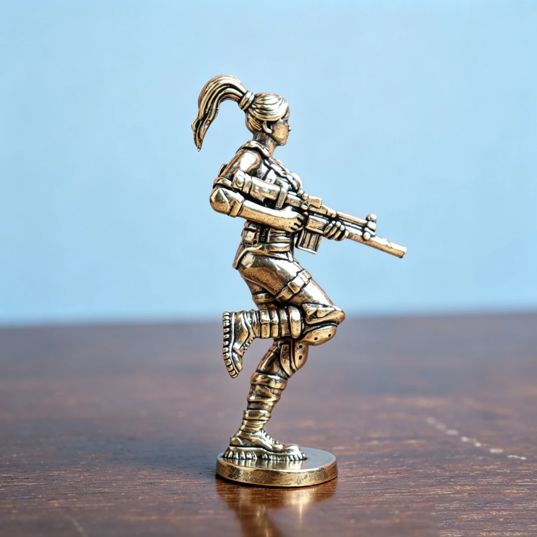 Vintage Brass Tactical Girl Mini Figurine Retro Female Ranger Desk Decor Armed Character Collectible Desktop Ornament