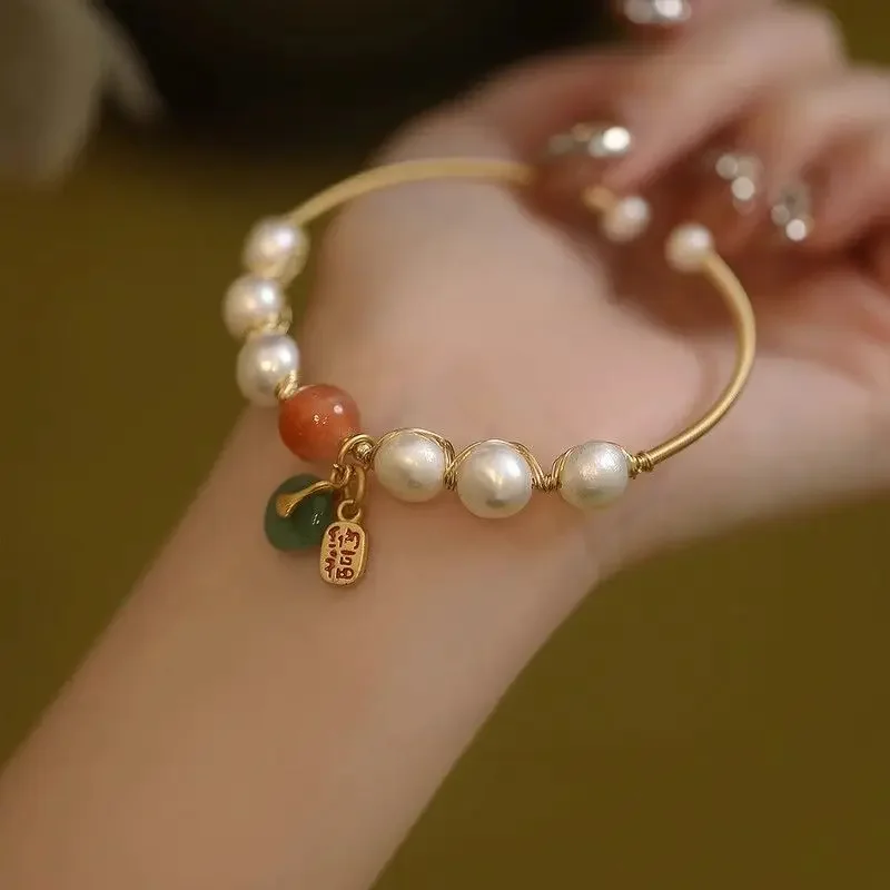 Ethnic Style Retro Gentle High-end Elegant Beaded Fortune Bracelet Women's 2023 New Niche Design Pearl Antique Hand Jewelry Gift