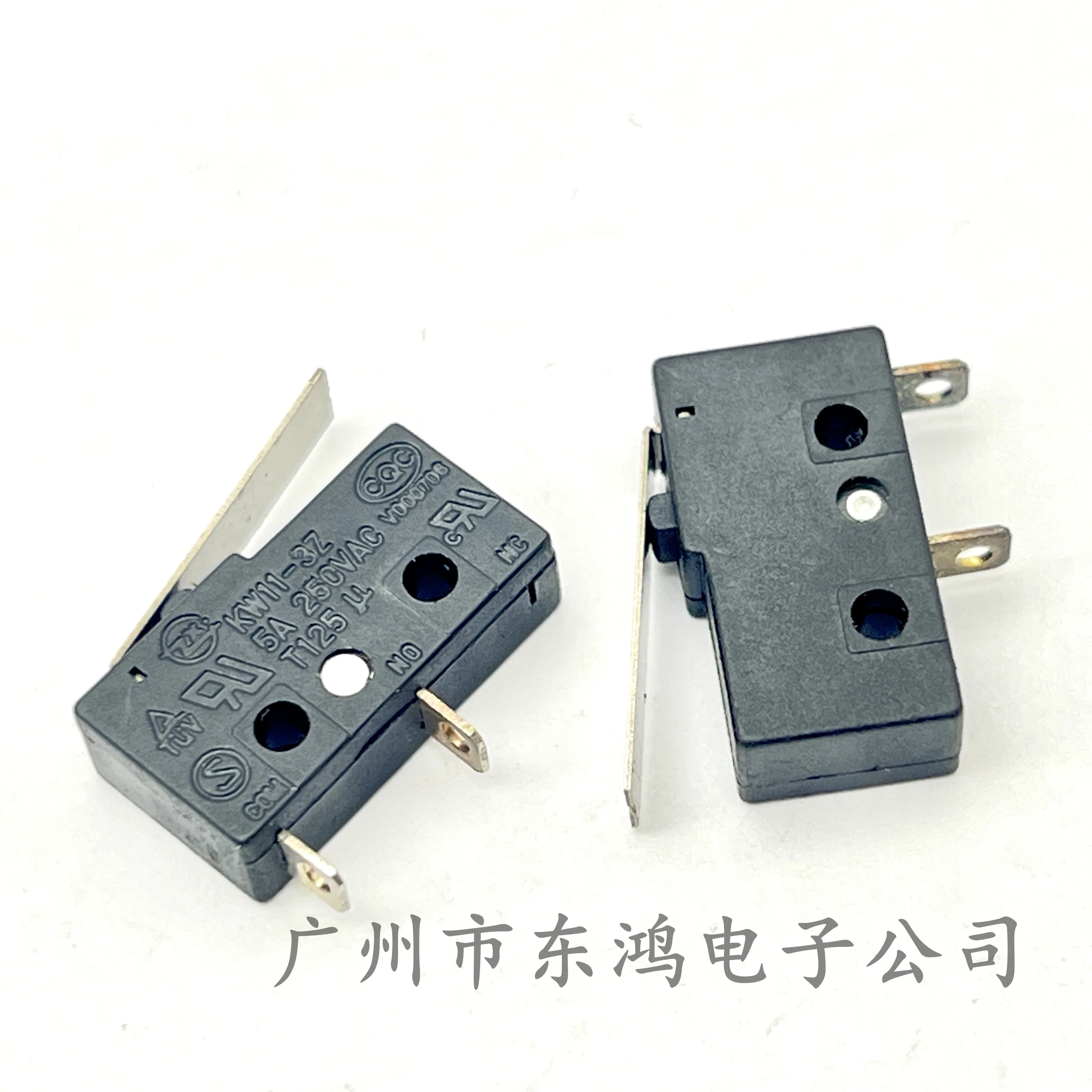 1 pcs KW11-3Z 5A 250V 2-pin travel microswitch with handle micro contact switch normally open