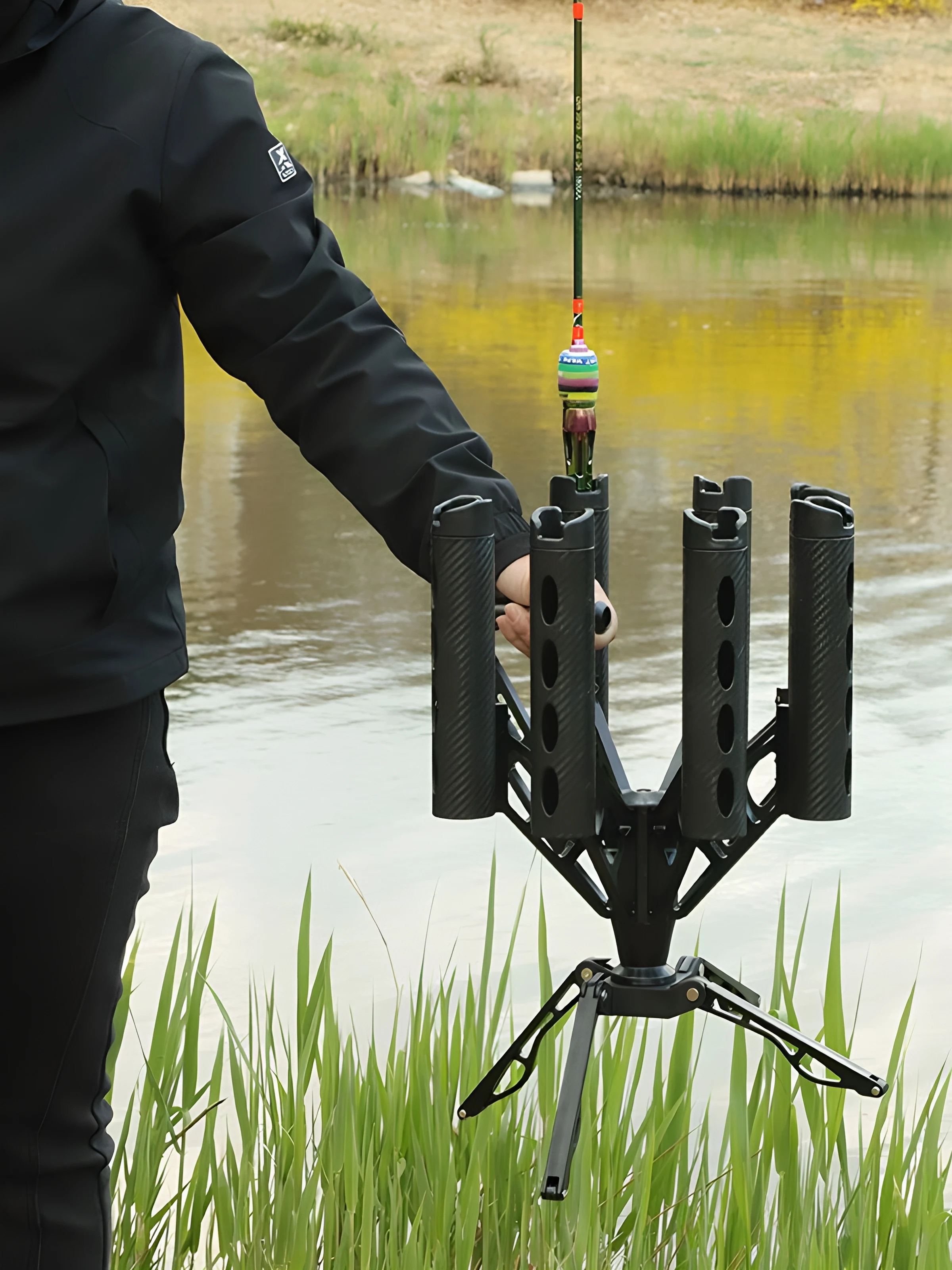 supporto-portatile-girevole-a-360-gradi-per-canna-da-pesca-attrezzatura-da-pesca-facile-da-usare-per-fiume-campeggio-viaggi-e-pesca-all'aperto