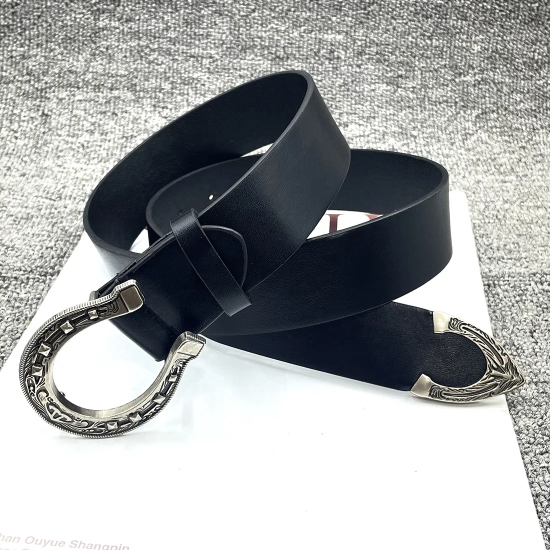 Designer Y2k Belt Horseshoe Carving Punk Hip Hop Retro Men's Belt Alloy Needle Buckle Belt for Male and Female Accessories