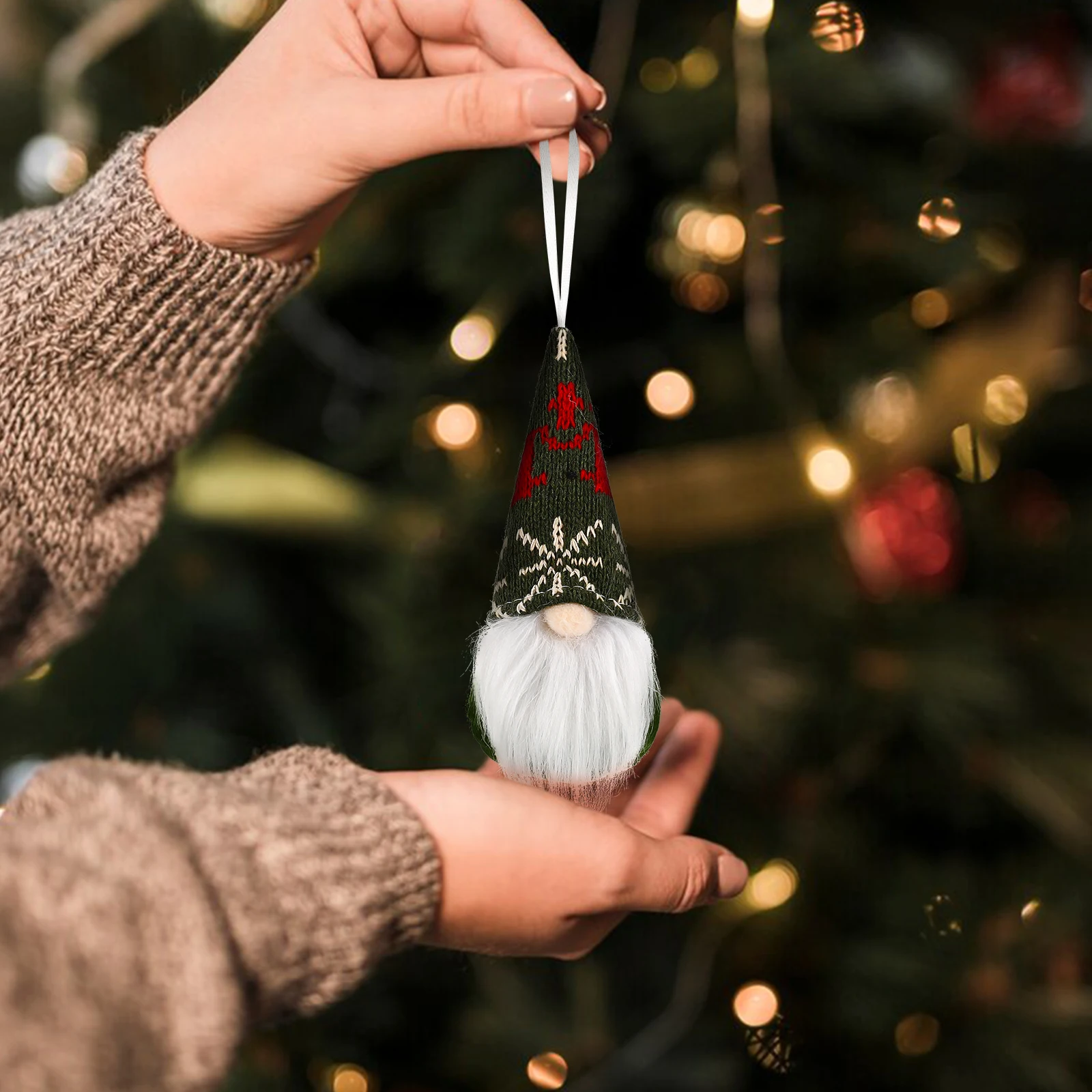 

6Pcs Delightful Christmas Gnomes Stuffed Ornaments Festive Decorative Gnome Figurines Soft Plush Xmas Tree Hanging Decors