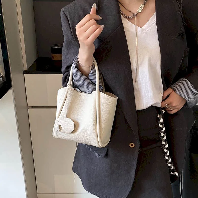 

Женские сумки, повседневные корейские модные сумки через плечо, эстетический дизайн, офисные роскошные сумки для женщин, хит продаж, сумка-ведро