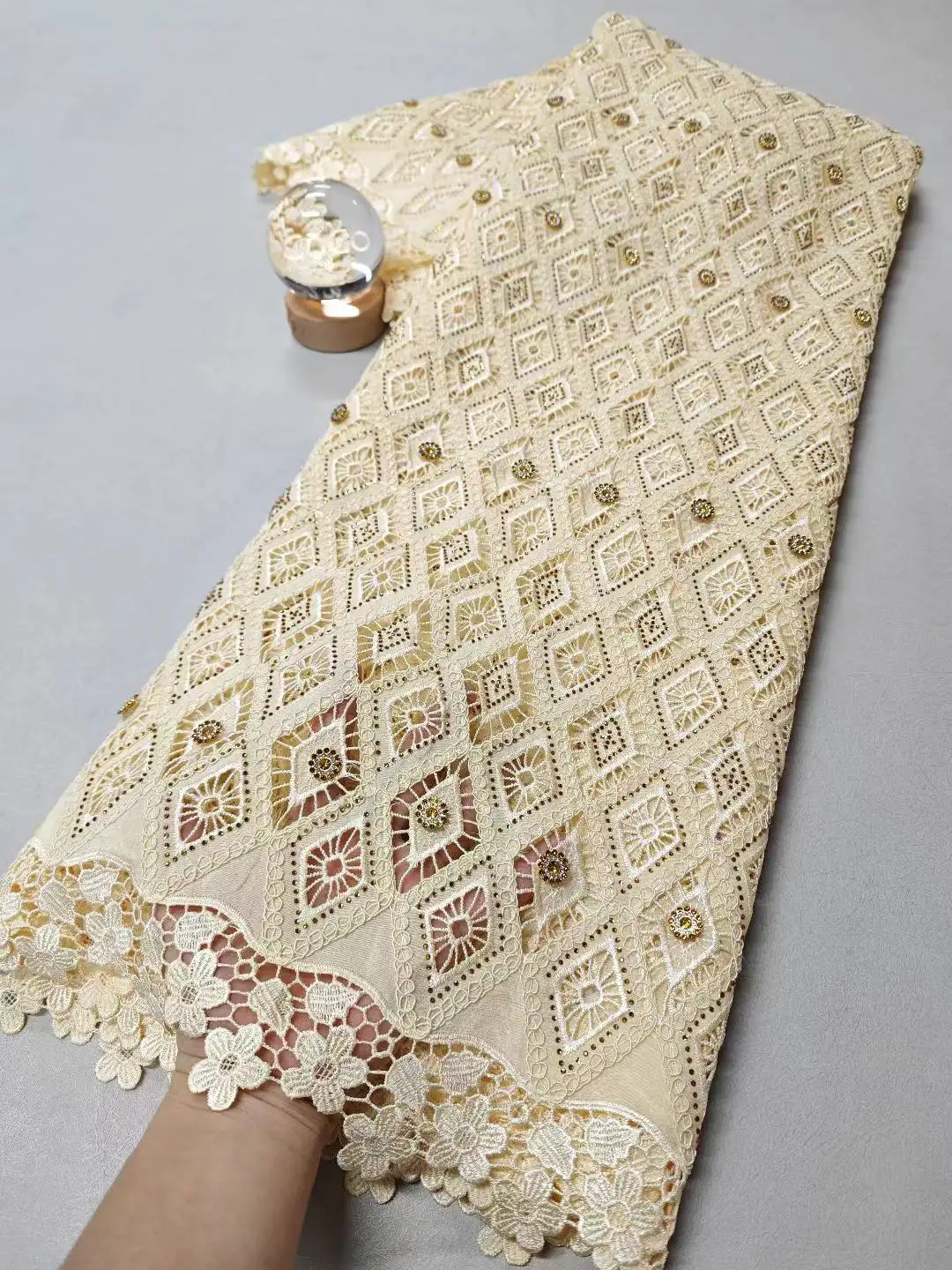 

Latest African Lace Fabric 2025 High Quality,Cotton Fabrics By The Meter,Embroidery,Rhinestone,Linen,Wedding Dress,Tulle,5 Yards