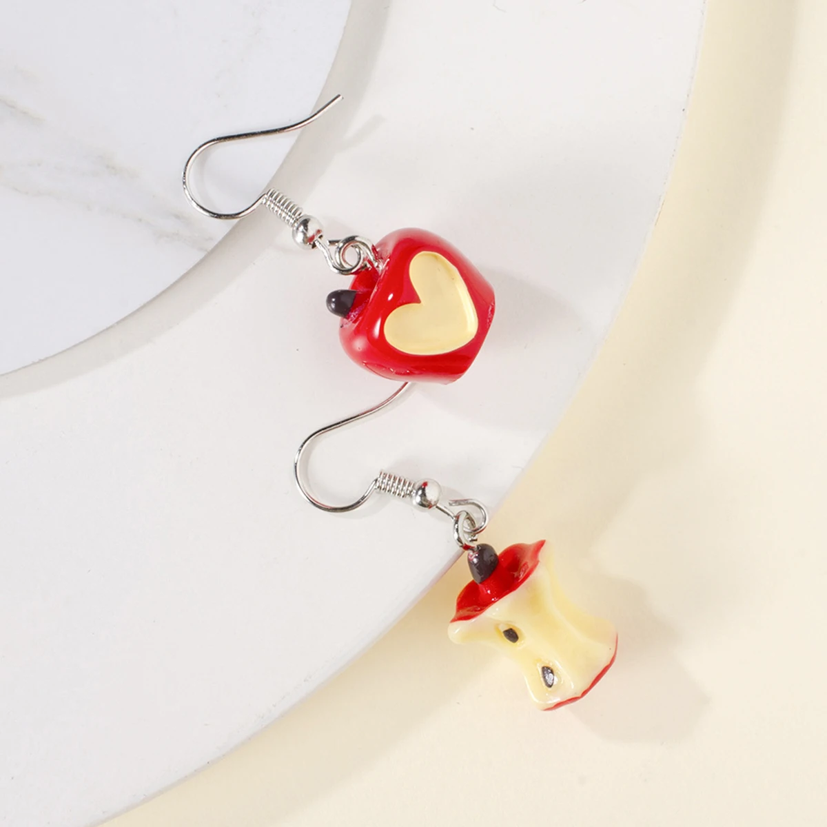 

Heart-Shaped Earrings Irregular Lightweight Alloy Resin Asymmetric Decorative Luxury Funny Eardrop For Women Perfect Gift