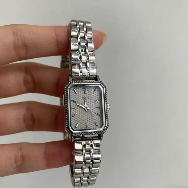 

PEIYING Classic Versatile White Temperament Silver Grey Exquisite Square Premium Commuter Quartz Women's Watch