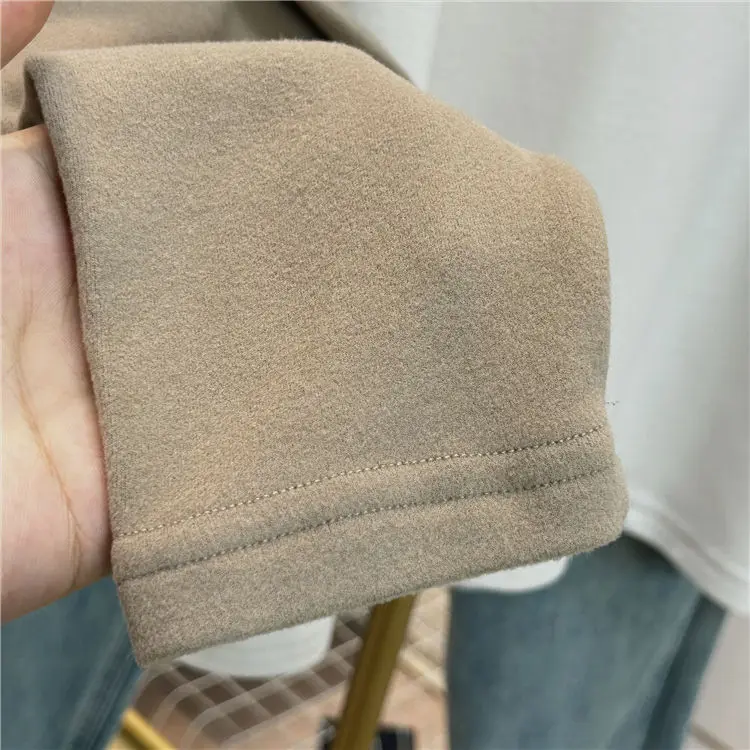 De Rong Basisshirt Dames Contrasterende kleur Schouder Koreaanse losse en slanke dubbelzijdige fluwelen casual T-shirt met lange mouwen Tops