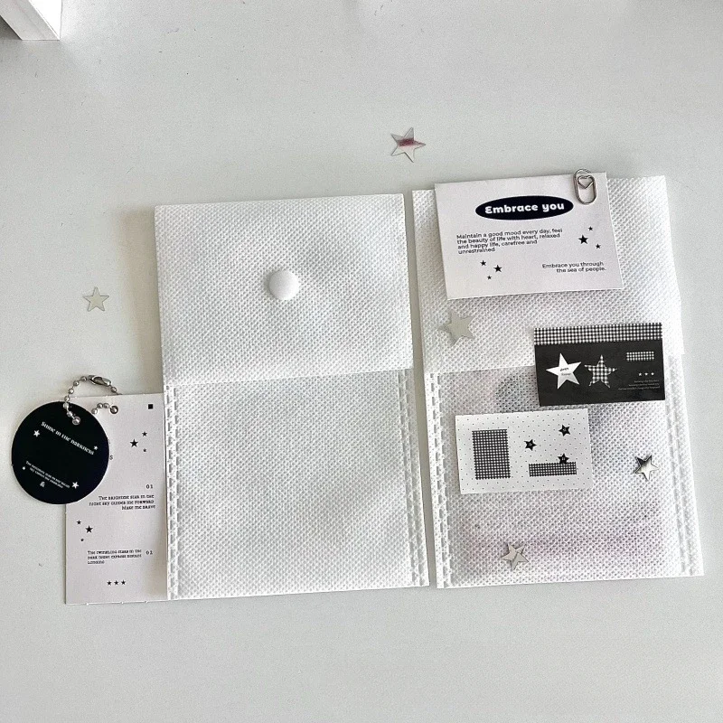

5pcs/set INS Simplicity Korean Kpop Photocard Package Bag Portable White Color Non-woven Fabric Photocard Holder Student Supply