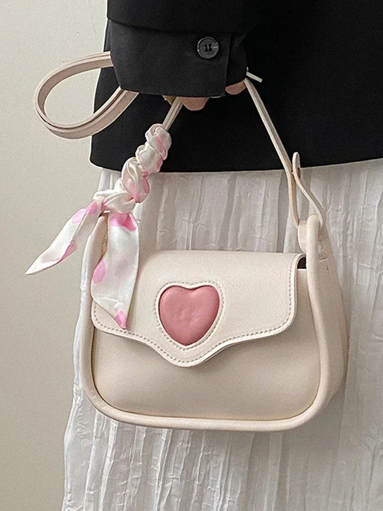 Slanting Cross Bag Female Hundred Fashion Love Retro Saddle Bag Niche Shoulder Bag