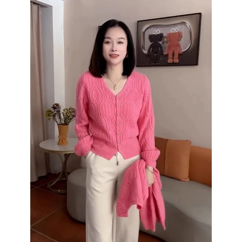 

Fashionable Pink Knitted Sweater Autumn 2025 New V-neck Lantern Sleeve Cardigan Fashionable and Versatile Top