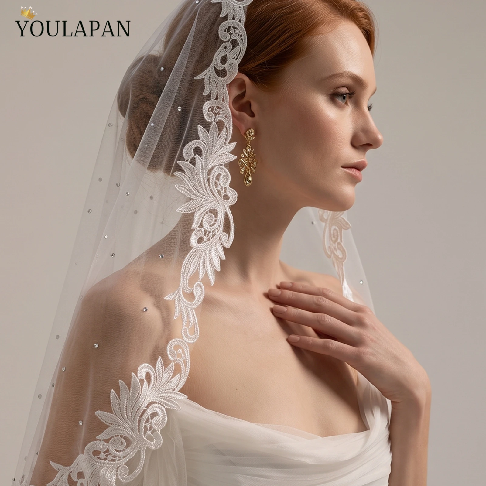 TOPQUEEN Velo Novia Embroidery Applique Veil Short With Rhinestones Wedding Veil With Comb Wedding Veil Tulle Transparent V369