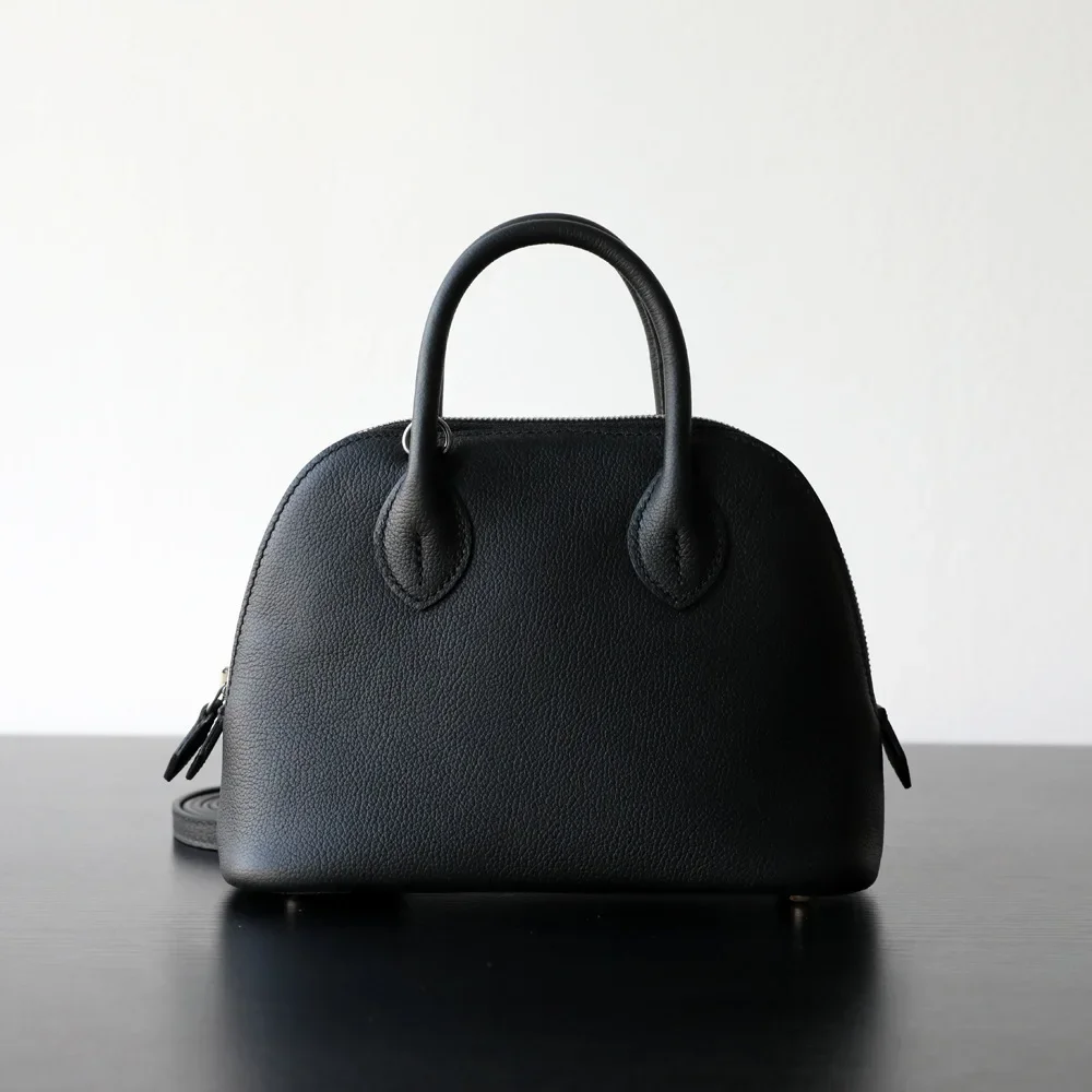 Variant: Black