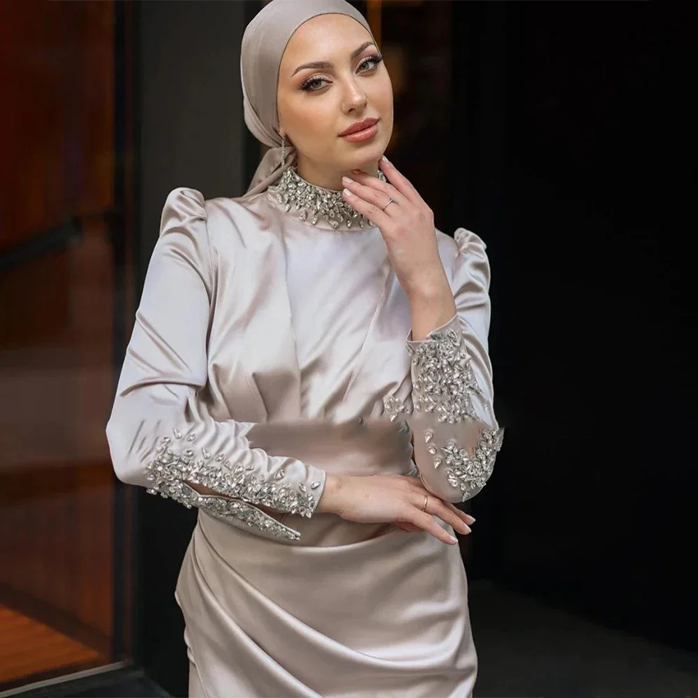 

Customized Evening Dresses Long Sleeves High Collar Column Evening Gowns For Women Champagne Satin Dubai Formal Party Dress