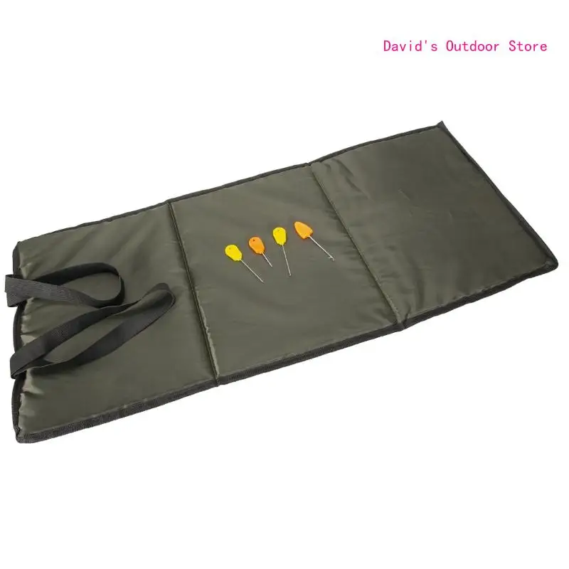 

Fishing Unhooking Mat Carp Unhooking Mat with Baiting Needle 3-Fold Landing Mat Foldable Padded Outdoor Fishing Tool X3UA