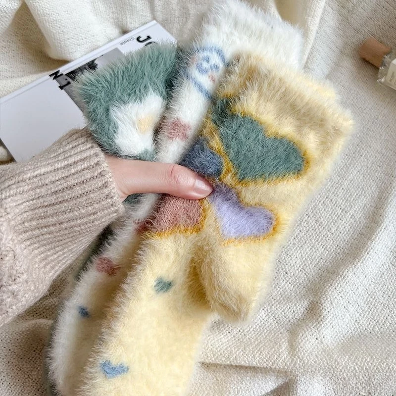 5足組 漫画柄ミンクファー 暖かくて厚い 可愛い レディース ミッドチューブソックス 冬用 ガールズ カジュアルで快適な レディース スリープソックス