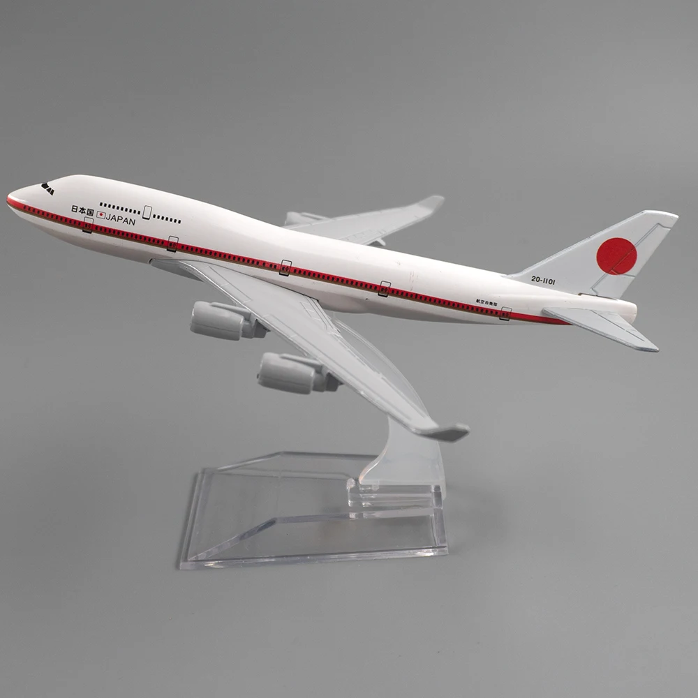 JUST 日本ユニバーサル航空 B747-221F 1/400ダイキャストモデル S3842b511551b4e41b96a16282993a
