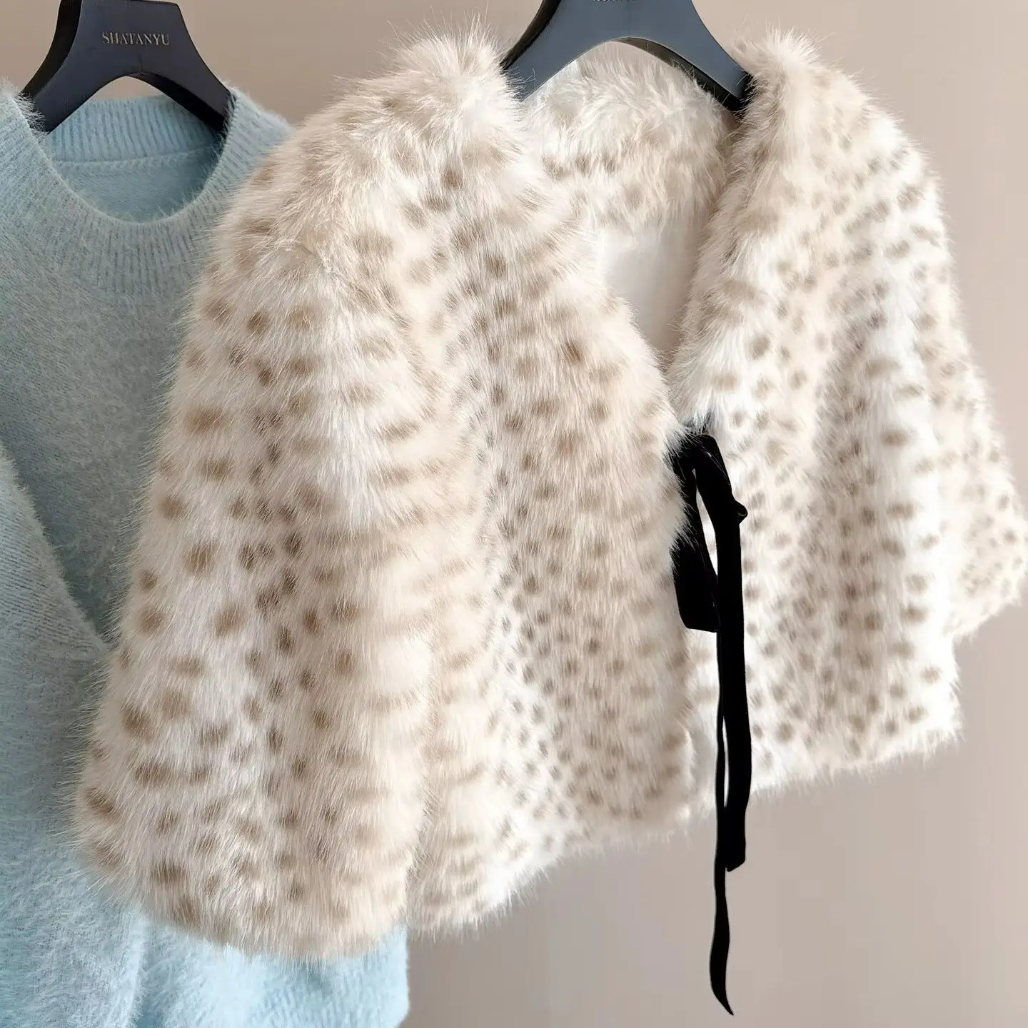Autumn Winter Bow Lacing Up Front Leopard Dot Pattern Faux Mink Fur Cape Coat V Neck Short Sleeve Shaggy Warm Jacket Outerwear