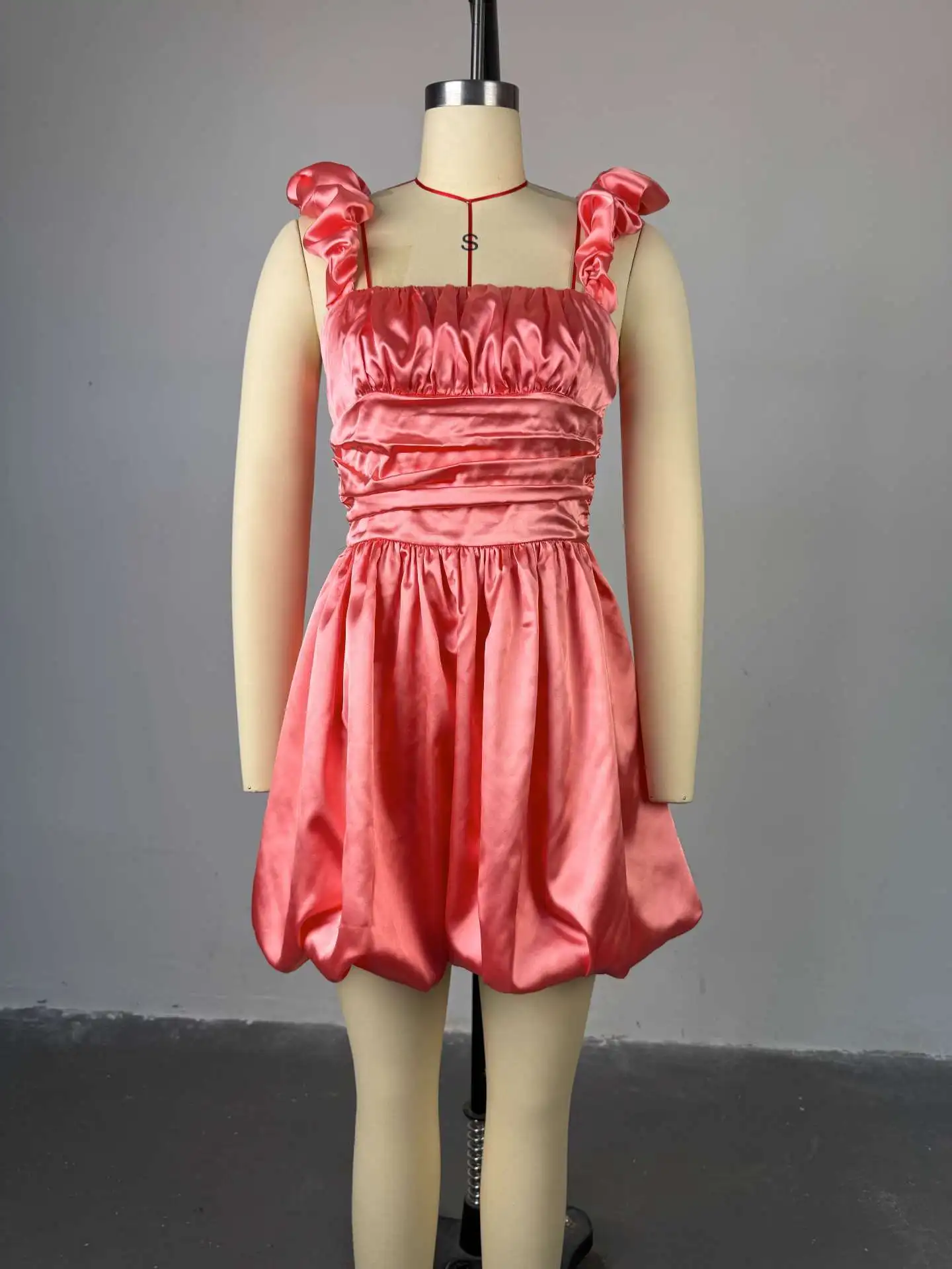 Summer Camis Sweet Dress Women Halter Neck Strapless High Waist Flower Bud Sleeveless Short Dress Slim Fits Bodycon Sexy Dress