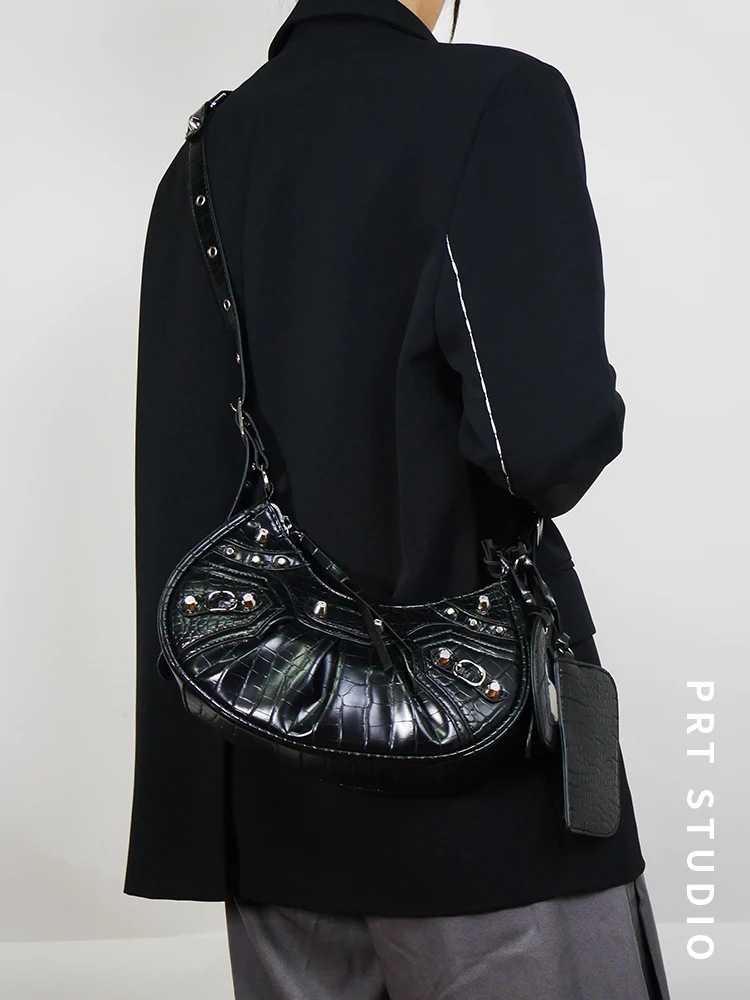 PRT Paris Black Rivet Motorcycle Bag ABG Dark Underarm Bag Trendy Cool Semicircle Crescent Shoulder Shoulder Bag Women