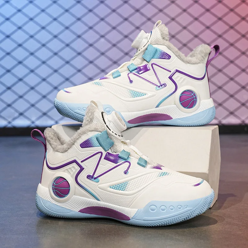 

The new 2025 children's basketball shoes for autumn and winter are trendy featuring leather and fleece sports shoes for boys