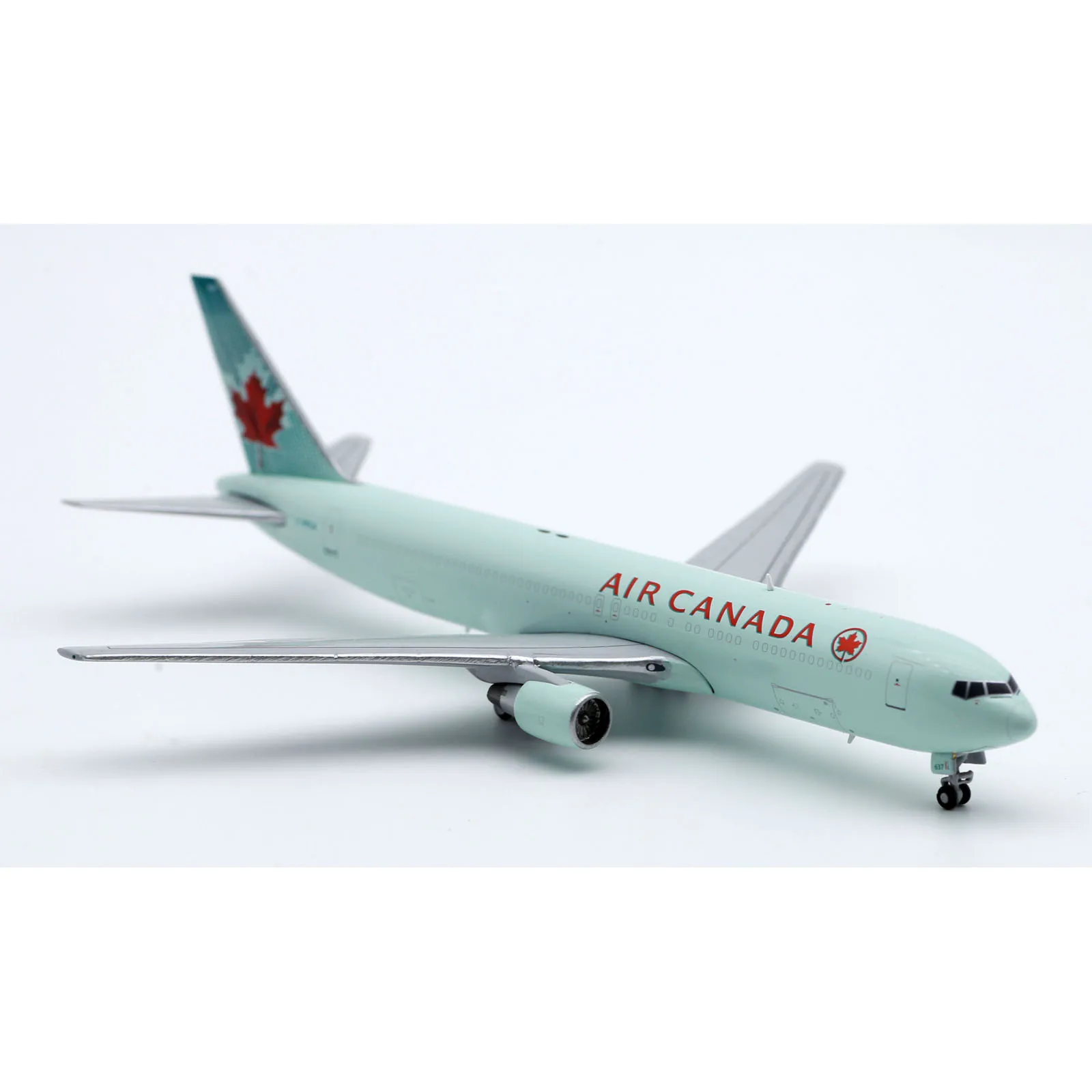 XX4498 Alloy Collectible Plane Gift JC Wings 1:400 Air Canada Cargo Boeing B767-300(BCF) Diecast Aircraft Jet Model C-FPCA