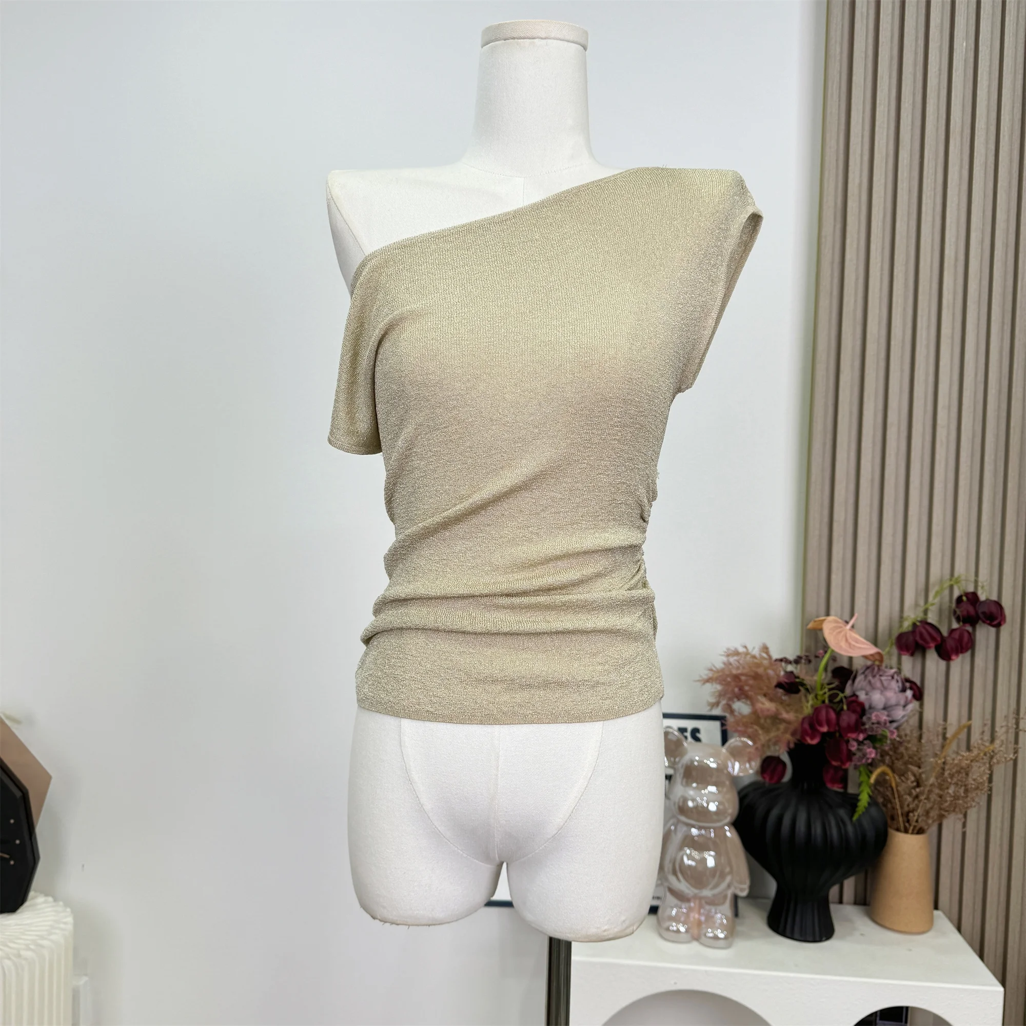 

Летняя женская майка, черная футболка с открытыми плечами и короткими рукавами, короткий топ с открытыми плечами, легкая трикотажная футболка, самая легкая для соответствия темперамента