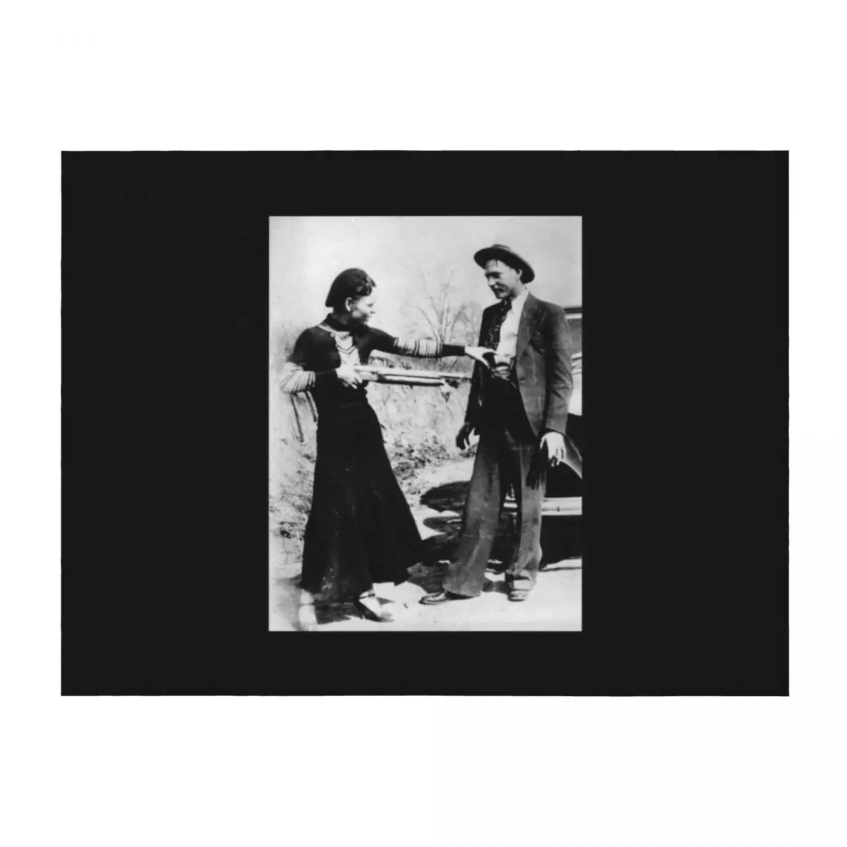 

Bonnie & Clyde With Rifle Throw Blanket Soft Plaid Stuffeds Tourist halloween Blankets