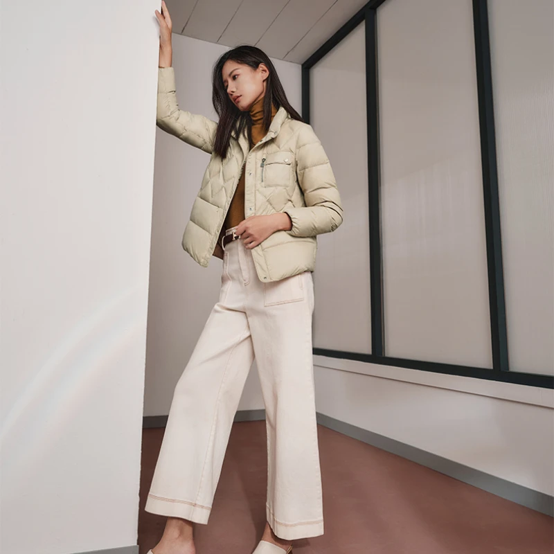 Chericom Chaqueta de invierno para mujer 2025 Diseño acolchado Cuello alto Bolsillo de moda Abrigos acolchados cálidos y versátiles Y299033Y