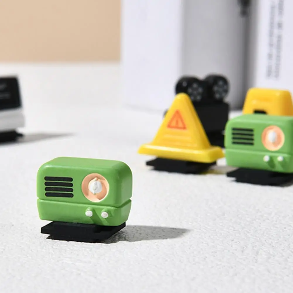 오래 지속되는 카메라 액세서리 카메라 핫슈 커버 범용 설치를 위한 귀여운 디자인 먼지 보호 미니 보호 장치